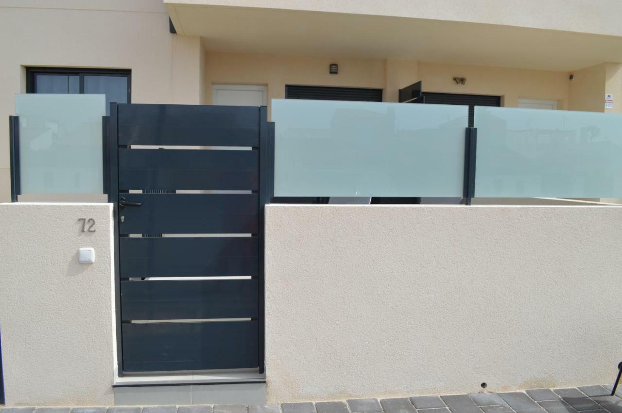Apartment Playa Elisa Bay Пилар де ла Орадада Екстериор снимка